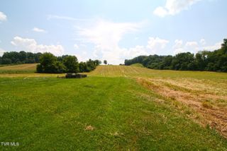 637 Long Hollow Road, Elizabethton, TN 37643