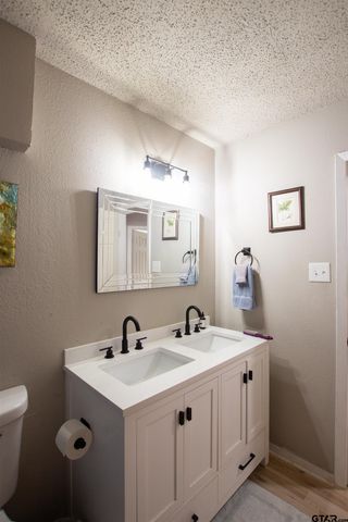 344 Egret Cir, East Tawakoni, TX 75472