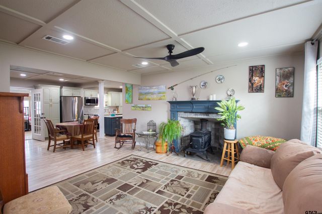 344 Egret Cir, East Tawakoni, TX 75472