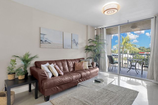 88500 Overseas Hwy Apt 301, Plantation Key, FL 33070