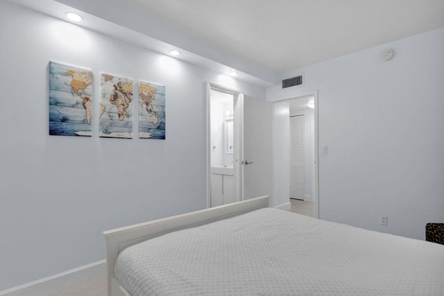 88500 Overseas Hwy Apt 301, Plantation Key, FL 33070