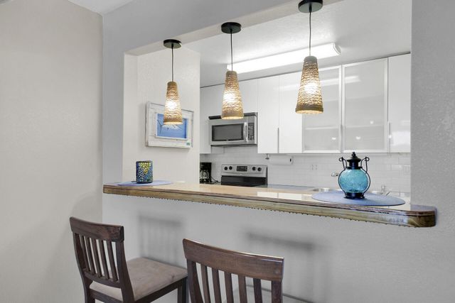 88500 Overseas Hwy Apt 301, Plantation Key, FL 33070