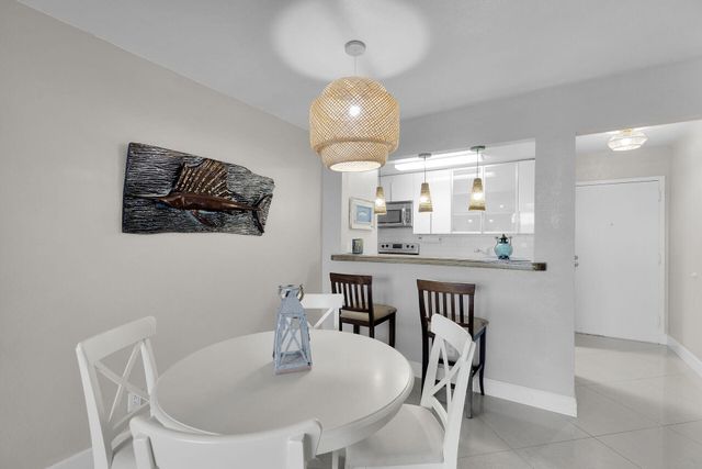 88500 Overseas Hwy Apt 301, Plantation Key, FL 33070