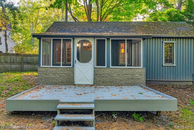 3941 Lakeshore Road, Lexington, MI 48450