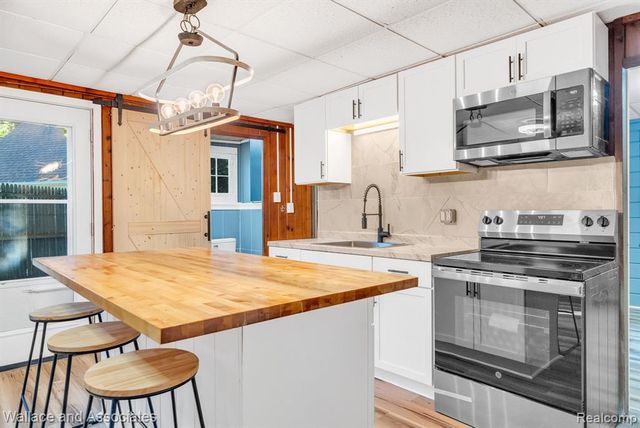 3941 Lakeshore Road, Lexington, MI 48450