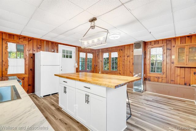 3941 Lakeshore Road, Lexington, MI 48450