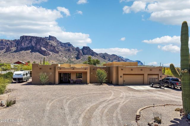 1547 N VAL VISTA Road, Apache Junction, AZ 85119
