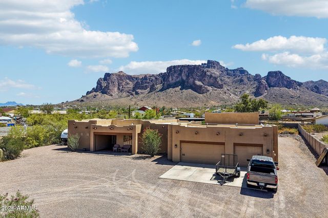 1547 N VAL VISTA Road, Apache Junction, AZ 85119