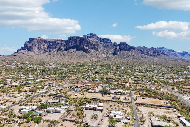 1547 N VAL VISTA Road, Apache Junction, AZ 85119