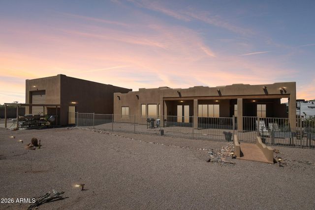 1547 N VAL VISTA Road, Apache Junction, AZ 85119
