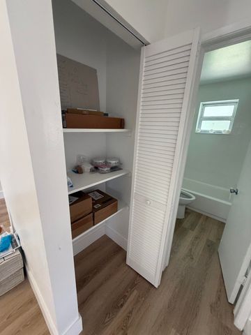 2018 NE 15th Street, Fort Lauderdale, FL 33304