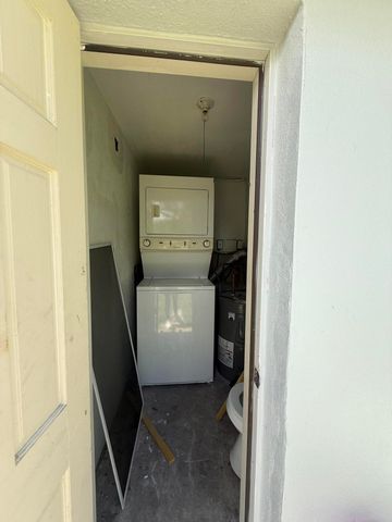 2018 NE 15th Street, Fort Lauderdale, FL 33304