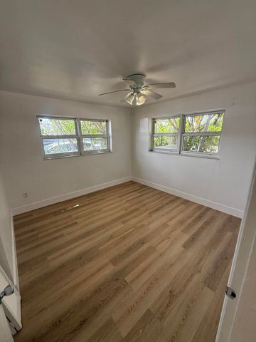 2018 NE 15th Street, Fort Lauderdale, FL 33304