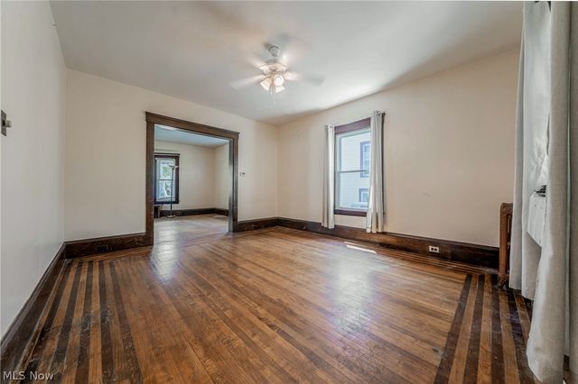 1290 Jackson Avenue, Lakewood, OH 44107