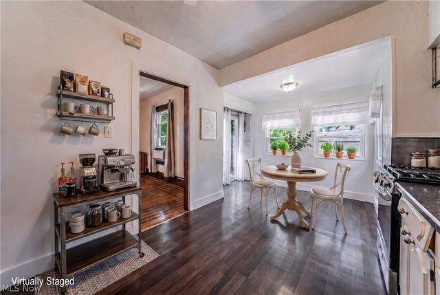 1290 Jackson Avenue, Lakewood, OH 44107