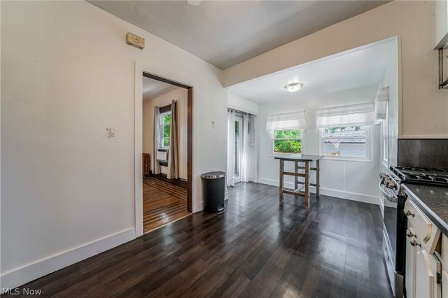 1290 Jackson Avenue, Lakewood, OH 44107