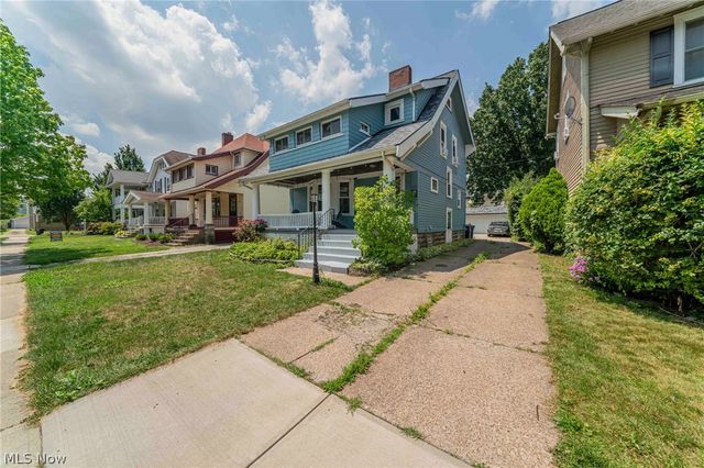 1290 Jackson Avenue, Lakewood, OH 44107