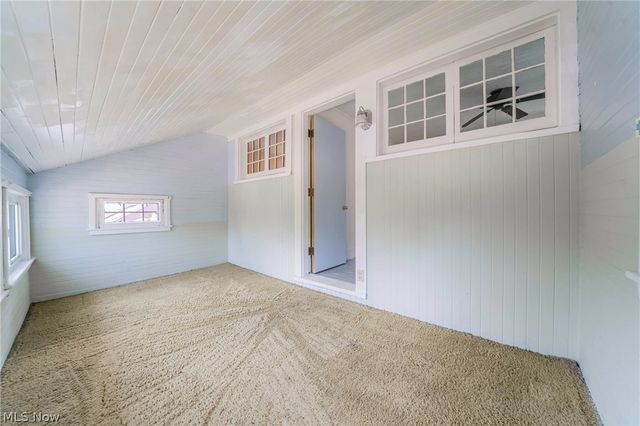 1290 Jackson Avenue, Lakewood, OH 44107