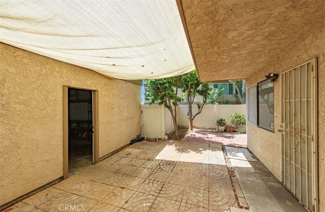 289 S Sentous, West Covina, CA 91792
