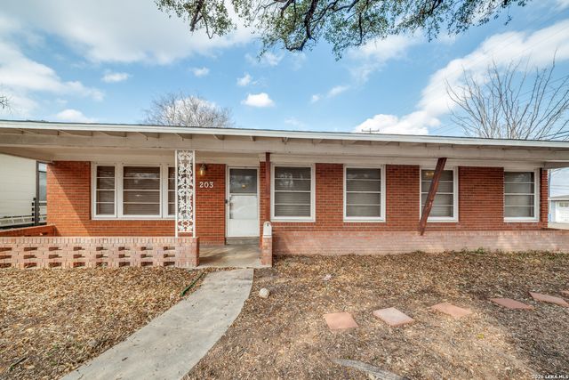 203 Sullivan, San Antonio, TX 78213