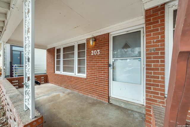 203 Sullivan, San Antonio, TX 78213