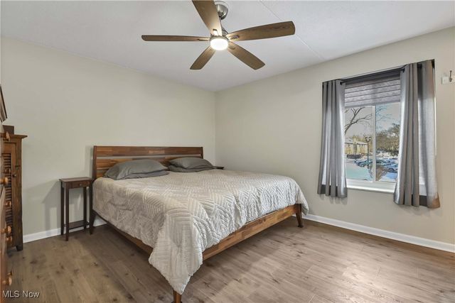 50 S Rocky River Drive 206, Berea, OH 44017