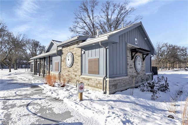 50 S Rocky River Drive 206, Berea, OH 44017