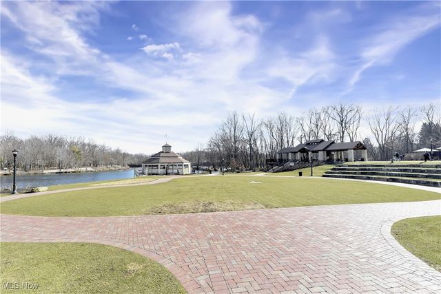 50 S Rocky River Drive 206, Berea, OH 44017