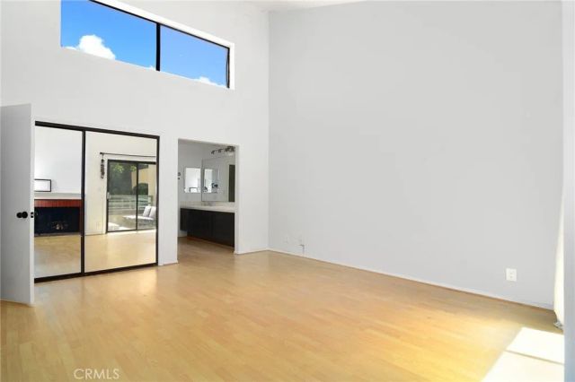 18739 Hatteras Street 55, Tarzana, CA 91356