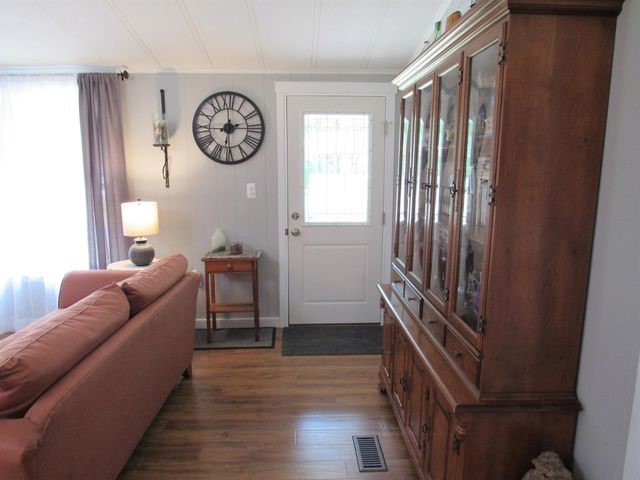 14 Rim Road, Danville, NH 03819