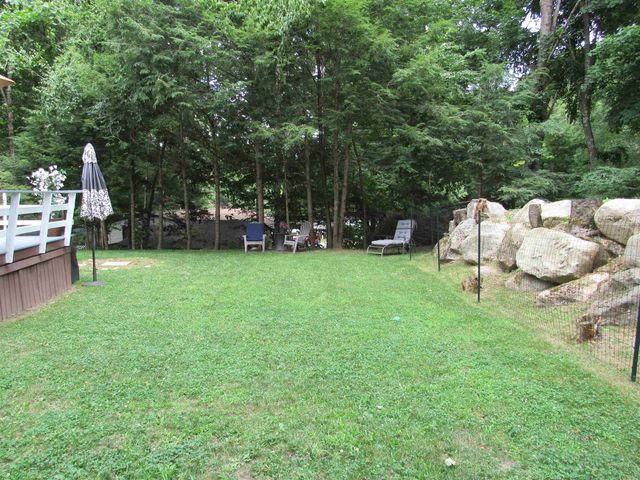 14 Rim Road, Danville, NH 03819