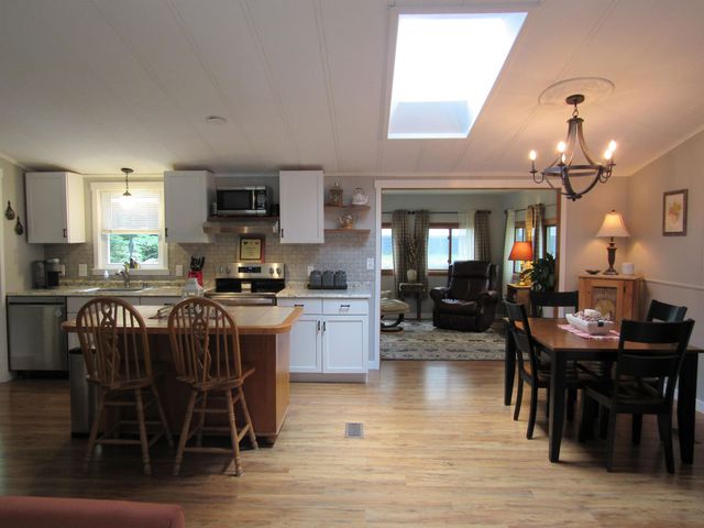 14 Rim Road, Danville, NH 03819