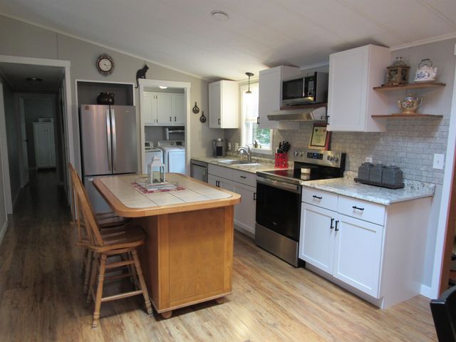 14 Rim Road, Danville, NH 03819