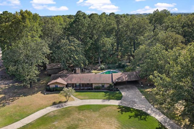 8915 Blanchard Latex Road, Mooringsport, LA 71060