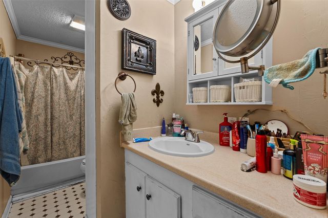 8915 Blanchard Latex Road, Mooringsport, LA 71060