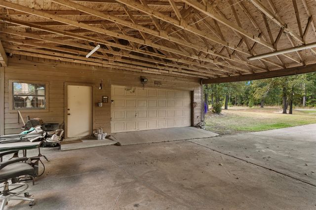 8915 Blanchard Latex Road, Mooringsport, LA 71060