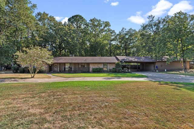 8915 Blanchard Latex Road, Mooringsport, LA 71060