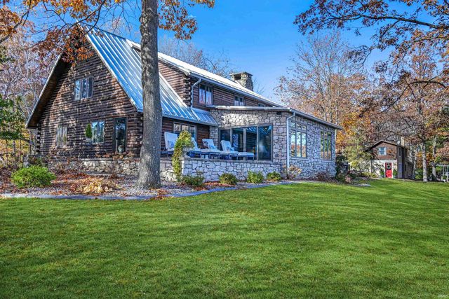 1720 N Shore Drive, Rome City, IN 46784