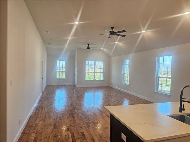 3410 Dobbins Road, Corsicana, TX 75110