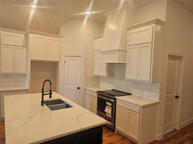 3410 Dobbins Road, Corsicana, TX 75110