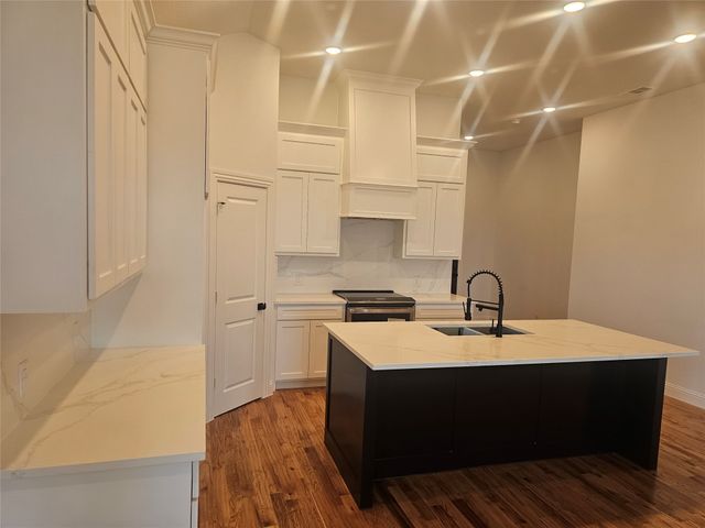 3410 Dobbins Road, Corsicana, TX 75110