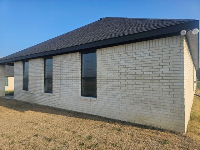 3410 Dobbins Road, Corsicana, TX 75110