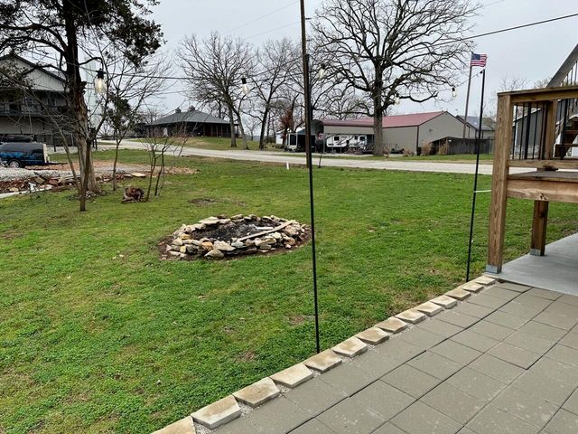 1256 Black Oak Resort Lane, Lampe, MO 65681