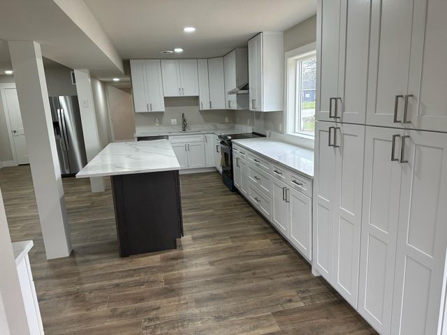 1256 Black Oak Resort Lane, Lampe, MO 65681