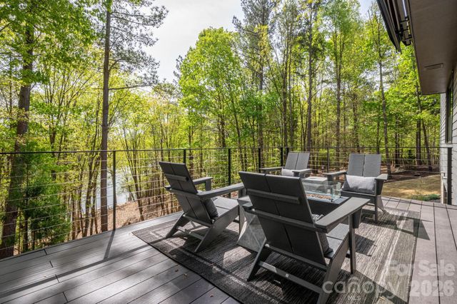 123 Honeydew Circle, Troutman, NC 28166