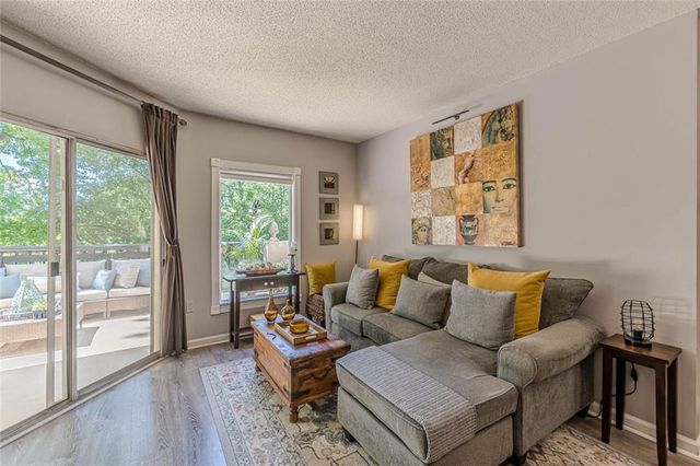 1 Biscayne Drive 109, Atlanta, GA 30309