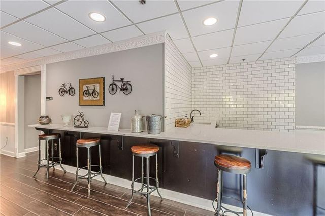 1 Biscayne Drive 109, Atlanta, GA 30309
