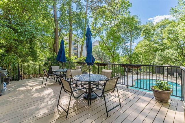 1 Biscayne Drive 109, Atlanta, GA 30309