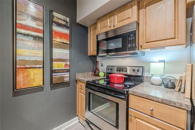1 Biscayne Drive 109, Atlanta, GA 30309