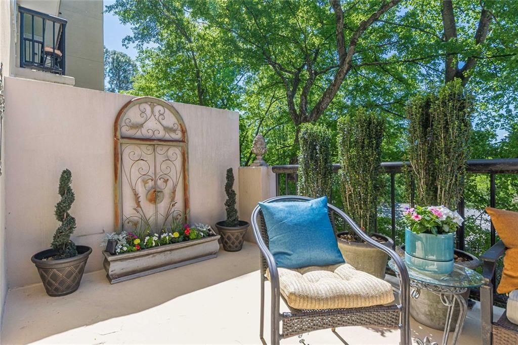 1 Biscayne Drive 109, Atlanta, GA 30309